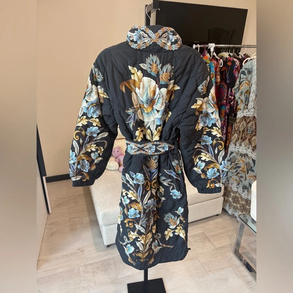 Farm Rio: Black Flowerful Snake Garden Reversible Maxi Puffer Jacket DT - Picture 8 of 14